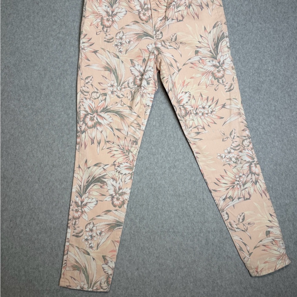 Sanctuary Peach and White Floral Pants